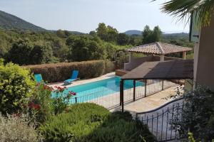 CASA FUNTA - villa T5 - vue mer- piscine