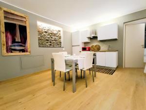 Calmasinohouse apartment