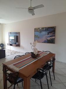 Amplo Apartamento com Piscina em Ubatuba Itaguá