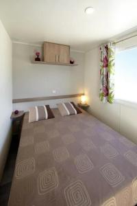 Camping 4 étoiles - Piscine - eed0fi