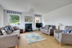 4 Bed in Ilfracombe oc-autumn