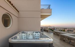 Alkis Dream Villa with Jacuzzi