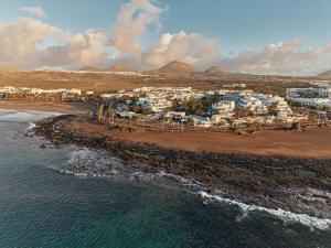 Seaside Los Jameos
