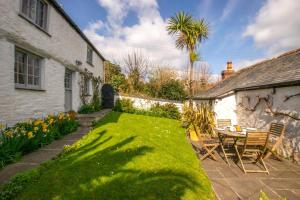 2 Bed in Helford oc-hcrose