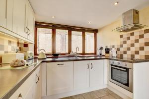 3 Bed in Tiverton oc-thresh
