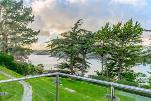 5 Bed in Polruan oc-ccmead