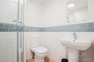 Guest Stays - Bridge Street Studio 1