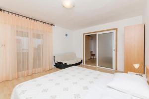 Apartments and Room Janja