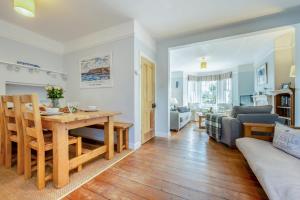 3 Bed in Padstow oc-p00550