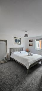 Perfect for WMC, principality stadium and Utilita Arena