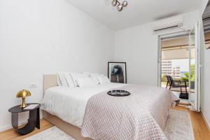 Apartment Sea View Garden