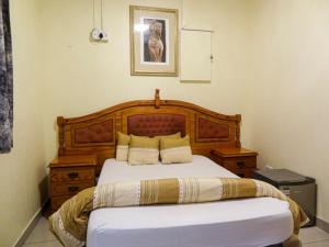 LBE Guest House Little Falls Roodepoort
