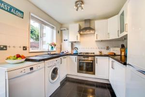 2 Bed in Padstow oc-p00390