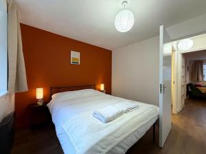 Cosy 1BR Flat in East London, with great transport