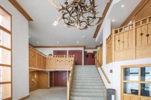 Vue pistes Piscine Sauna Parking 6 pers