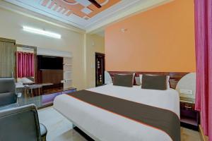 Super Hotel O Siddhi Vinayak Hotel & Banquets
