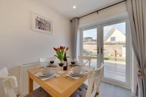 2 Bed in Swanage oc-wy606