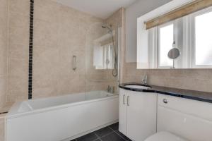 2 Bed in Windermere oc-gl073