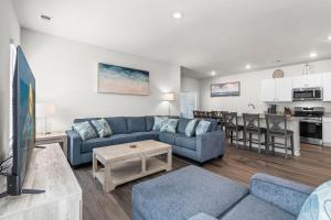 New 3BR Townhouse Near NMB Sports Complex