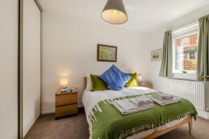 2 Bed in Swanage oc-wy356