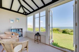 3 Bed in Swanage oc-wy127
