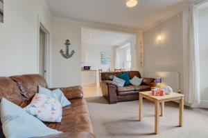 2 Bed in Saundersfoot oc-pw9157