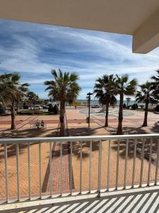 Moments from the sea and scenic coastal walks