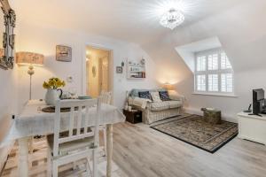 2 Bed in Swanage oc-wy527