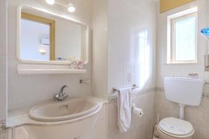 #348 Apartment Madaleno by Home Holidays