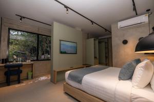 Aloha Tropicana Samui