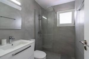 Harbour Central 1 BR Steps from Beach and Nightlife