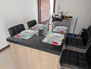 Bright, Modern & Spacious 1 Bedroom Apartment
