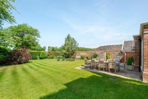 7 Bed in Kimberley oc-p28132