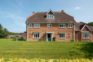 7 Bed in Kimberley oc-p28132