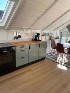 Cozy Summer House Near Ebeltoft