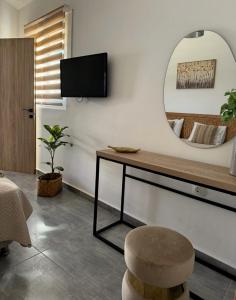 Ammos Tsilivi Apartment - Walk to Beach & Town