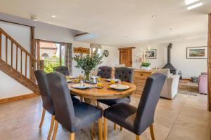 3 Bed in Lower Bodham oc-p29593