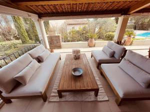 Magnifique Villa - Piscine - Climatisation - 4 Chambres - 8 Personnes