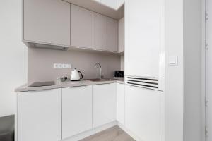 Wave SeaView Apartment Resort & Spa A652