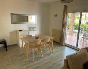 Maison au calme sous les Pins bord de Mer