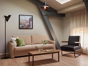 YAYS Amsterdam Maritime by Numa