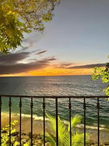 Cozy holiday flat near Crystal Cove beach