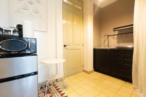 AmazINN Places Rooftop and Jacuzzi I