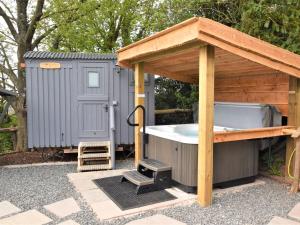 1 Bed in Kingsthorne 79576