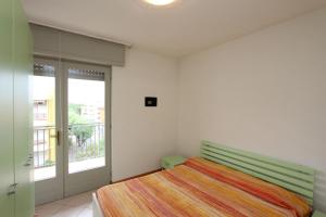 Colorful apartment with sea view