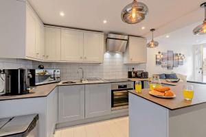 4 Bed in Ramsgate oc-h27178