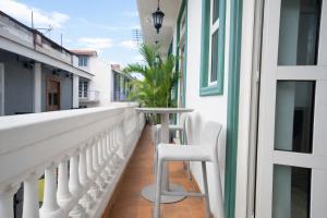 AmazINN Places Rooftop and Jacuzzi I