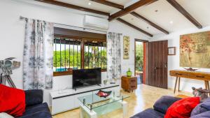 Nogal de Alhaurín Alhaurín el Grande by Ruralidays