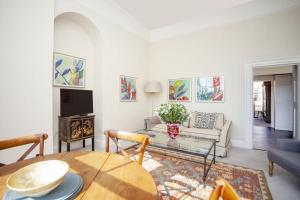 2 Bed in Bath oc-bhr57