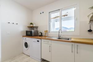 Private Serrano Villa – Heated Pool